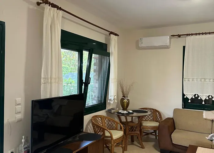 Wonderful House In Leptokarya
